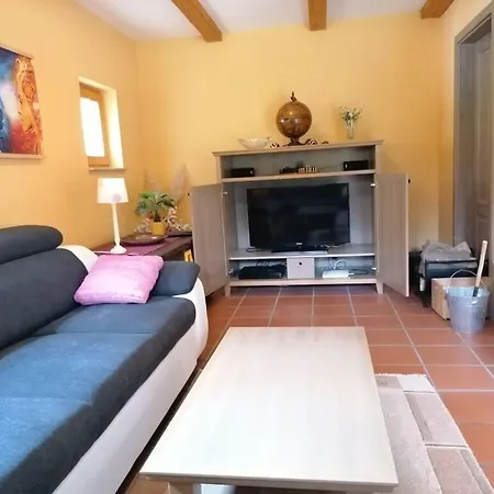 Vikendica Lovely Mountain House With Heated Pool Zgornje Jezersko