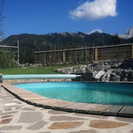 Vikendica Lovely Mountain House With Heated Pool Zgornje Jezersko