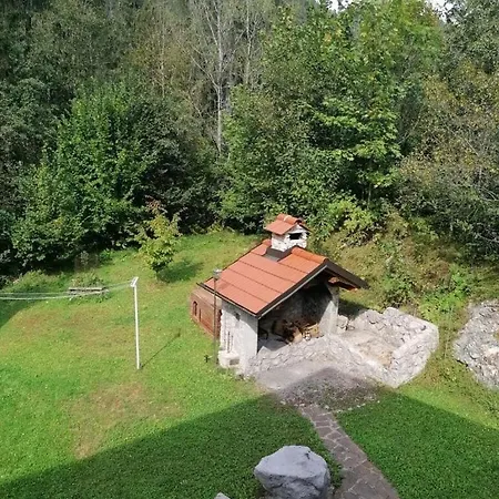 Lovely Mountain House With Heated Pool Vikendica *